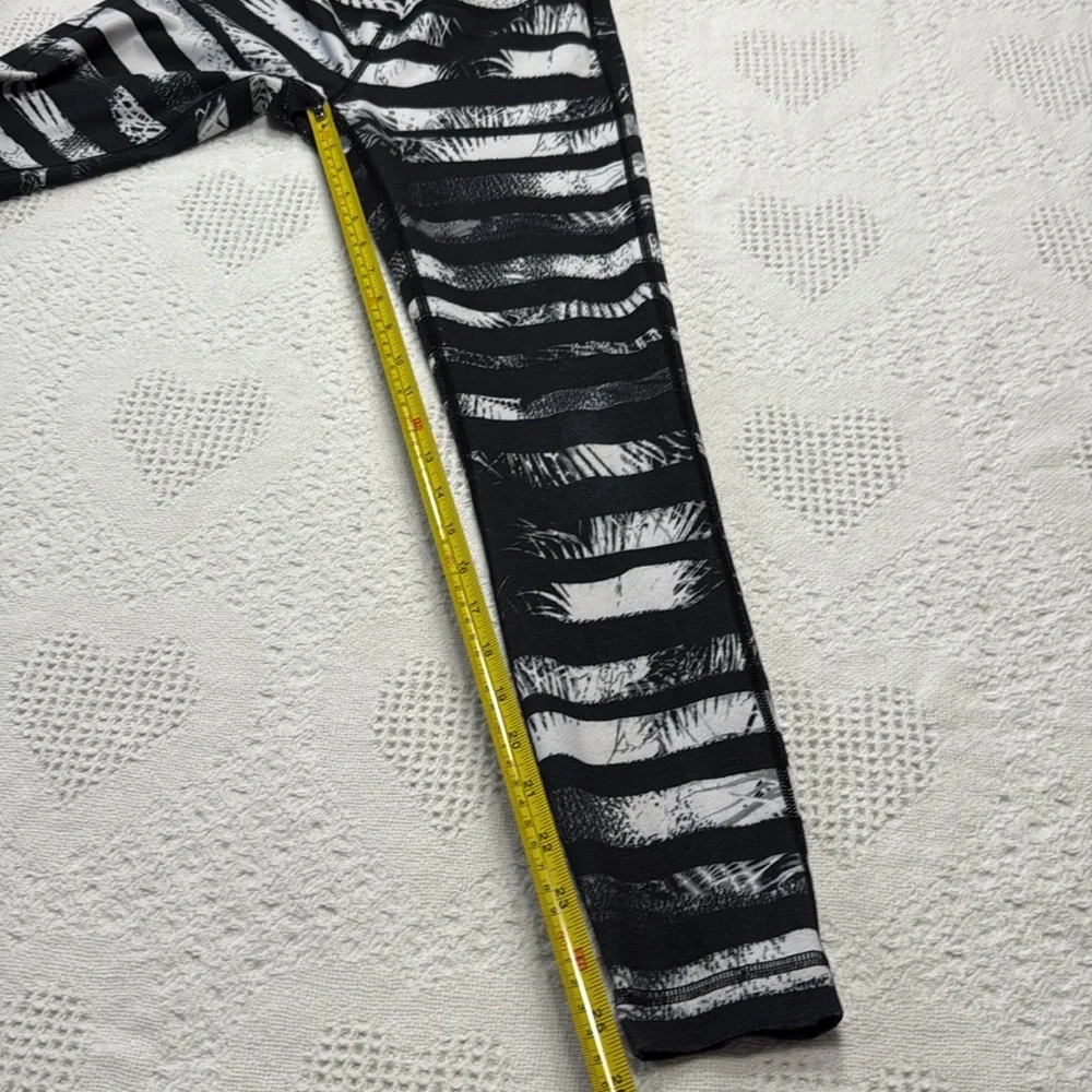 lululemon athletica size womens